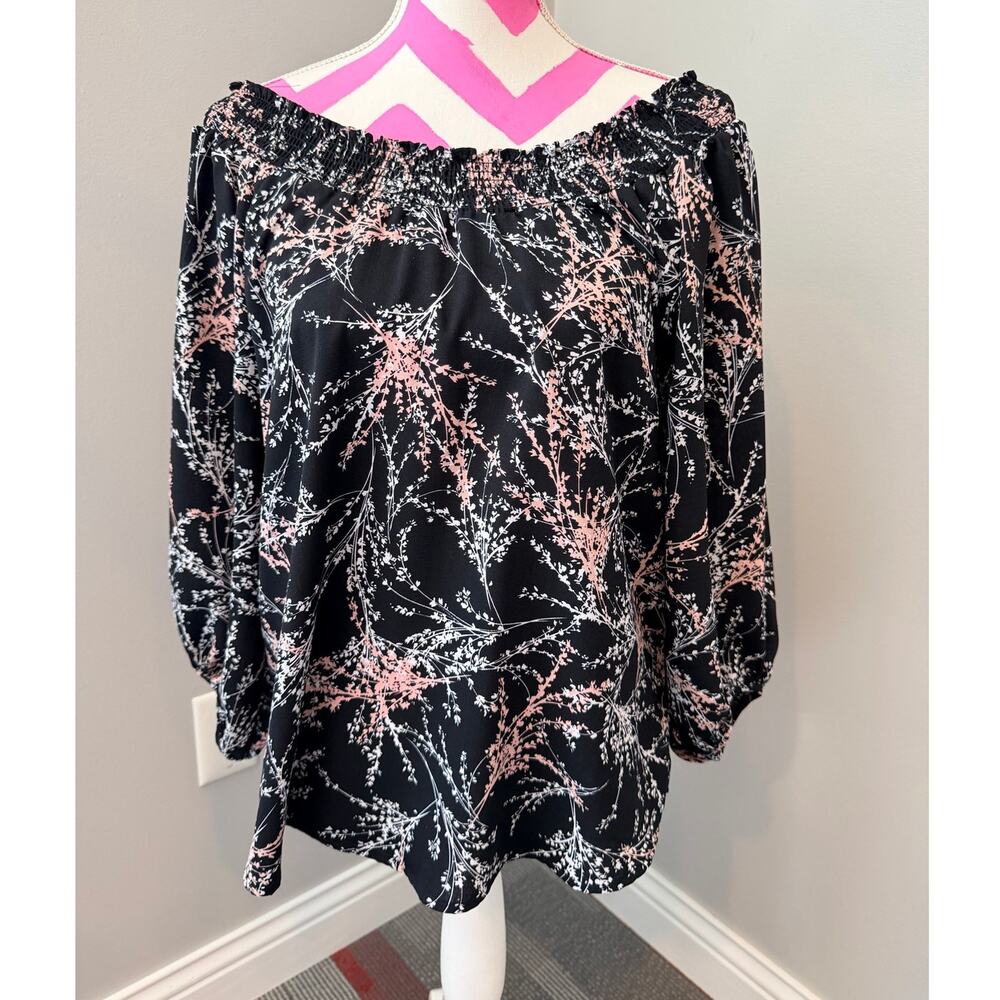 Adrienne Vittadini Off Shoulder Smocked Floral Blouse Size Small Black Pink